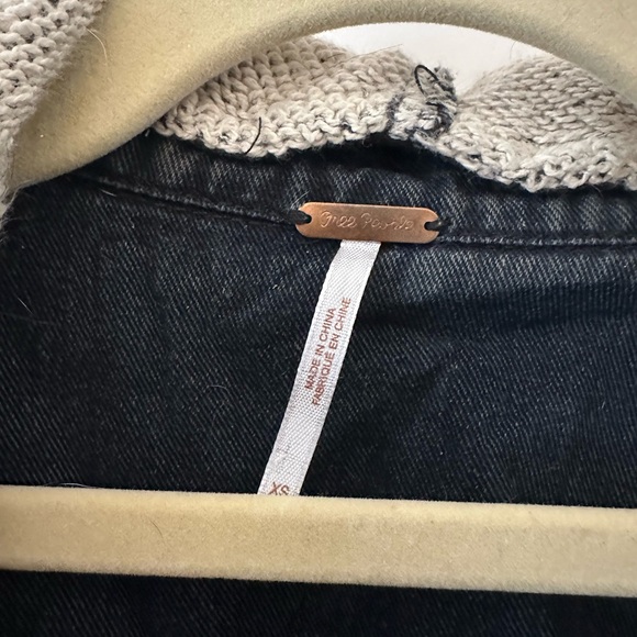 Free People Black Denim Jacket - Picture 4 of 5